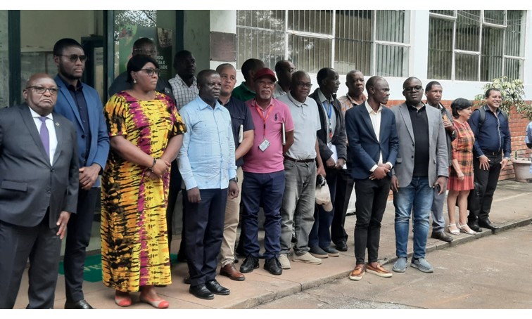 FCA-UJES RECEBE VISITA DE TRABALHO DE SUAS EXCELÊNCIAS OS EMBAIXADORES DO QUÉNIA E DA NAMÍBIA 