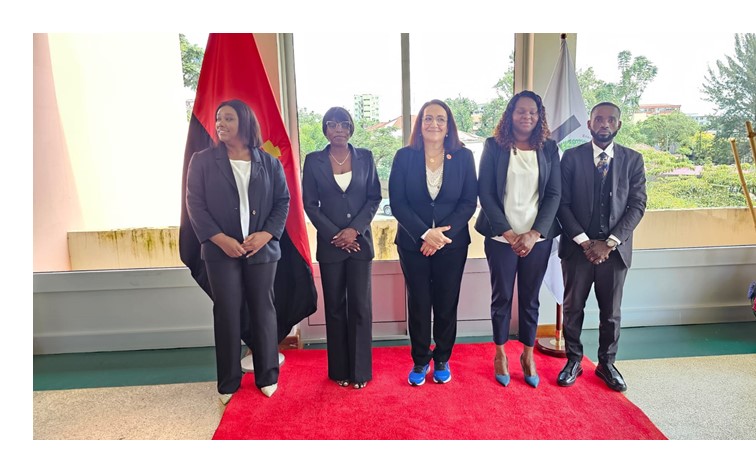 EMPOSSAMENTO DE NOVOS QUADROS PARA O EXERCÍCIO DE FUNÇÕES UJES.