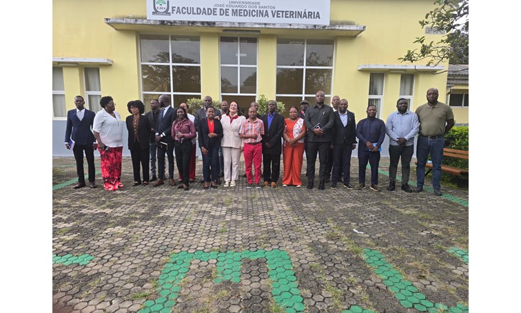 REITORIA REALIZA VISITA DE ACOMPANHAMENTO À FACULDADE DE MEDICINA VETERINÁRIA DA UJES