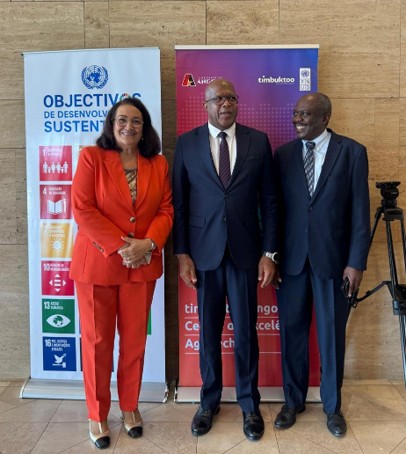 Cerimónia de Assinatura do Centro de Excelência Agritech Timbuktoo